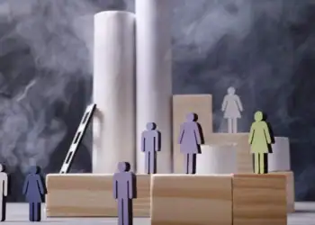 افزایش بهره‌وری منابع انسانی در صنایع