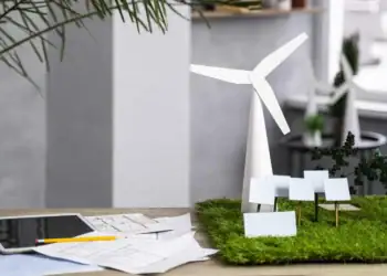 پیاده‌سازی سیستم مدیریت انرژی (EMS) در صنایع ایرانی