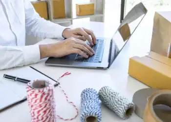 تحلیل فرآیند خرید مواد اولیه برای کاهش هزینه ها