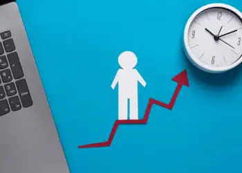 ۷ گام کلیدی برای افزایش بهره_وری منابع انسانی در کارخانه_ها