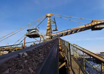 طرح توجیهی تولید و استخراج سنگ آهن