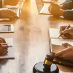 ریسک‌ های قانونی و حقوقی راه‌ اندازی و توسعه کسب‌ و کار