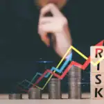 نقش بیمه در کاهش ریسک های سرمایه گذاری
