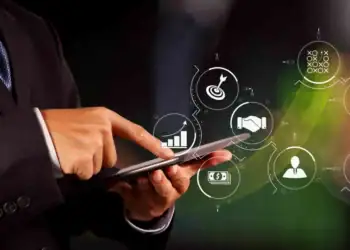 تحلیل عملکرد ماهانه گامی اساسی برای رشد پایدار کسب‌وکار