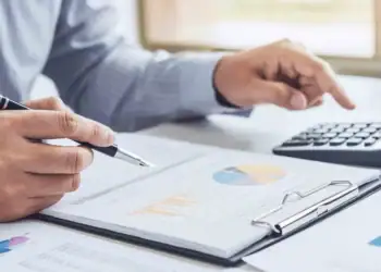 تحلیل مدل آمیخته بازاریابی (4p) و نقش آن در استراتژی‌های فروش