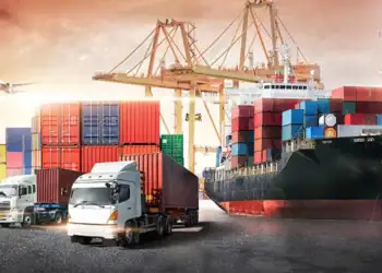 راهنمای جامع واردات از چین، از انتخاب تامین‌کننده تا ترخیص کالا