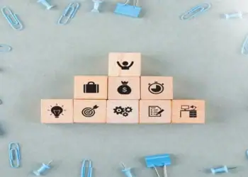 تحلیل چرخه عمر سازمان‌ ها و راهکار های گذار به رشد