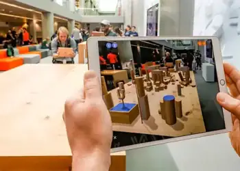 واقعیت افزوده (AR) و کاربرد آن در آموزش کارکنان