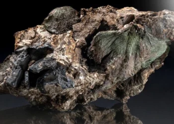 طرح استخراج سنگ ایلمنیت