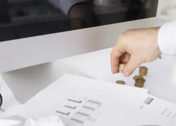 نقش سناریوهای اقتصادی در تصمیمسازی سرمایه گذاریهای بلندمدت